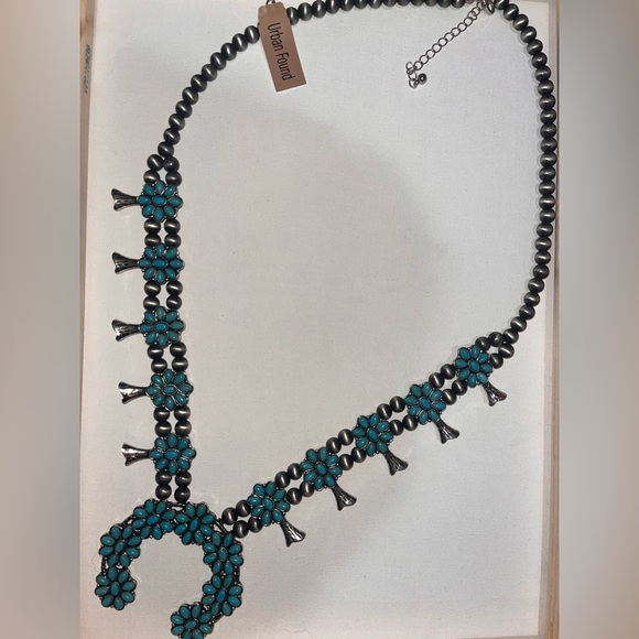 Urban Found NWT Squash Blossom Faux Navajo Pearls and Turquoise - Southwestern - Picture 1 of 2